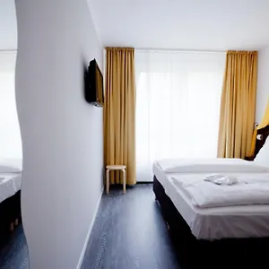 Otel Kiez, Berlin