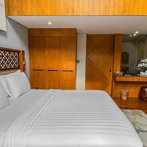 Kayumas 4* Seminyak (Bali)