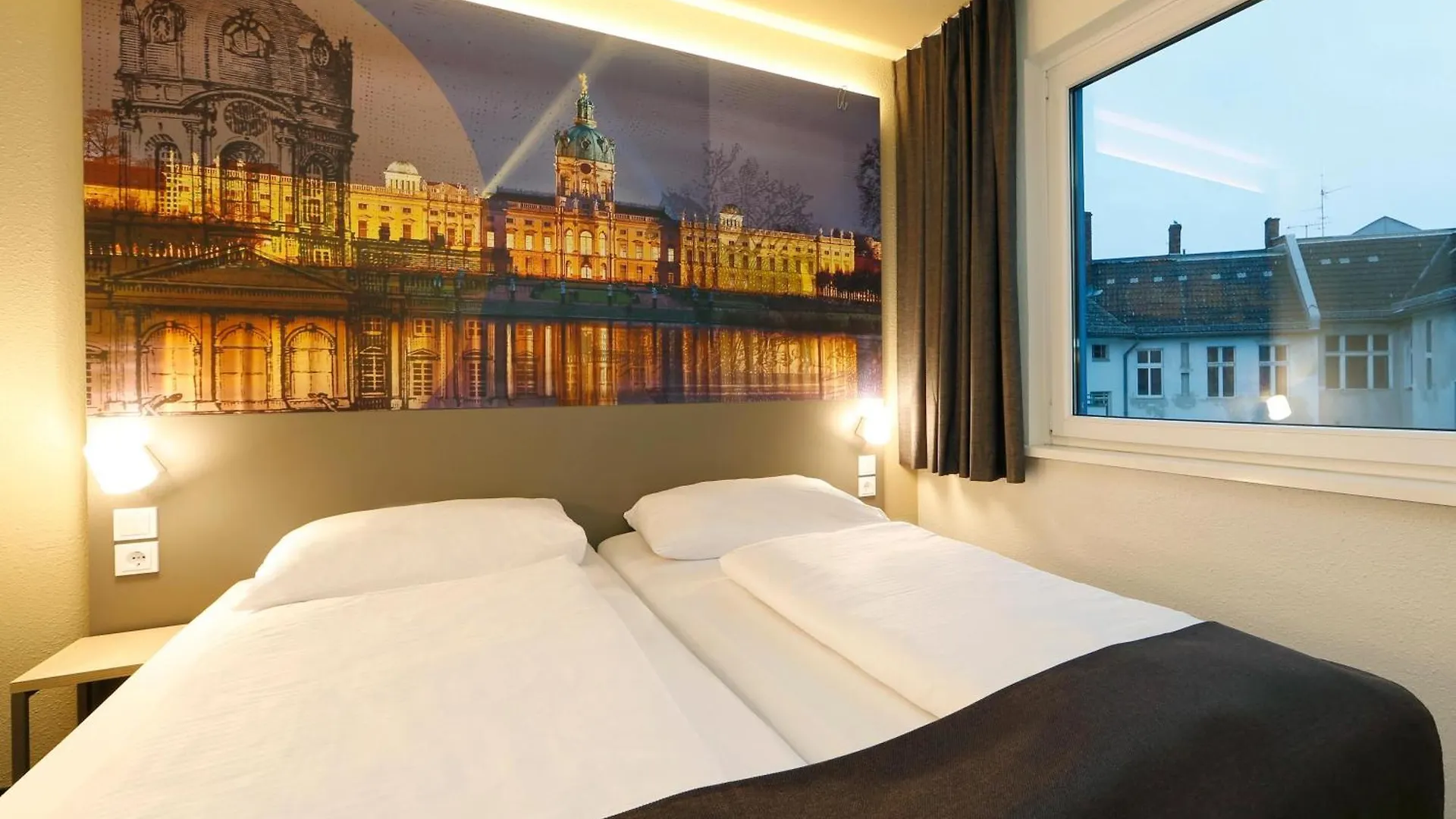 B&B Hotel Berlin City-West 2*,  Germany